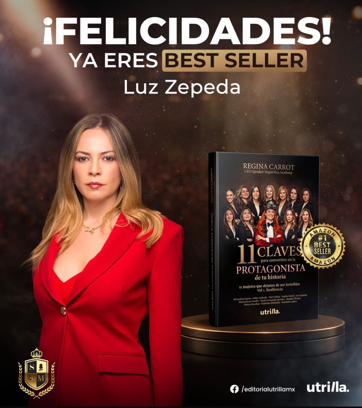 Luz Elena junto a la portada del libro bestseller